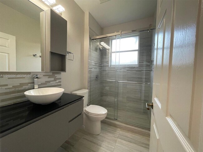 Building Photo - 4023 Turnstone Ct