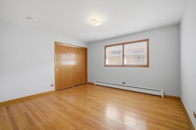 Building Photo - 8645 W Summerdale Ave