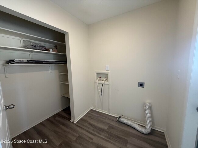 Building Photo - 2780 Floresta Dr NE