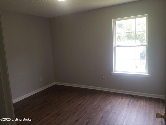 Building Photo - 737 Andra Dr