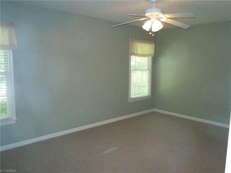 Building Photo - 4007 Sourgum Ct