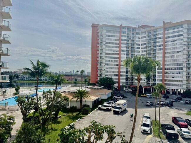 Primary Photo - 1301 NE Miami Gardens Dr