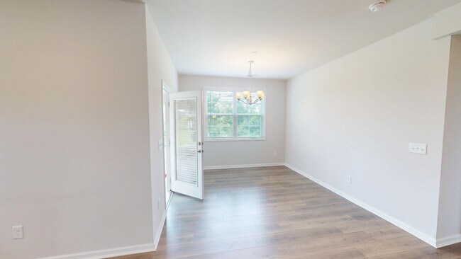 Building Photo - 4415 Sapphire Ct