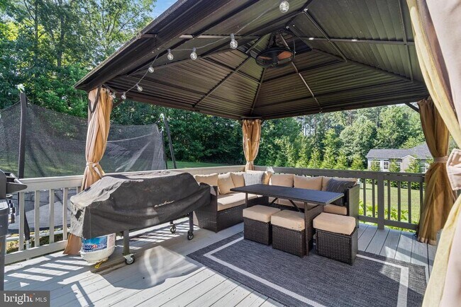 Building Photo - 39929 Grandview Haven Dr