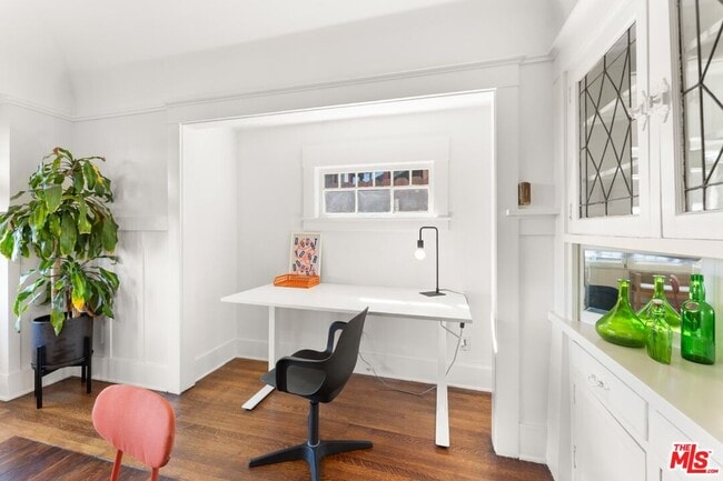 Building Photo - 2217 Marathon St