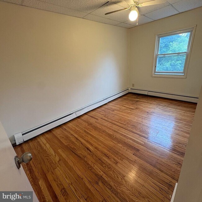 Building Photo - 1415 Edgewood Ave