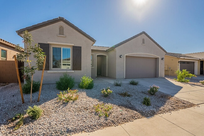 Building Photo - Spacious Brand New Home!