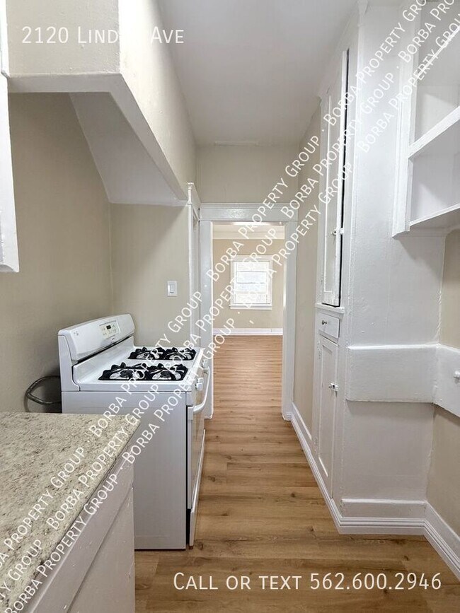 Building Photo - 2120 Linden Ave