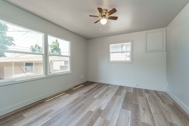 Building Photo - MOVE IN SPECIAL - Charming 1950’s Two-Bedroom with Character & Shared Outdoor Space