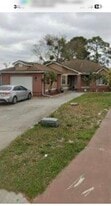 Building Photo - 172 Coralwood Cir