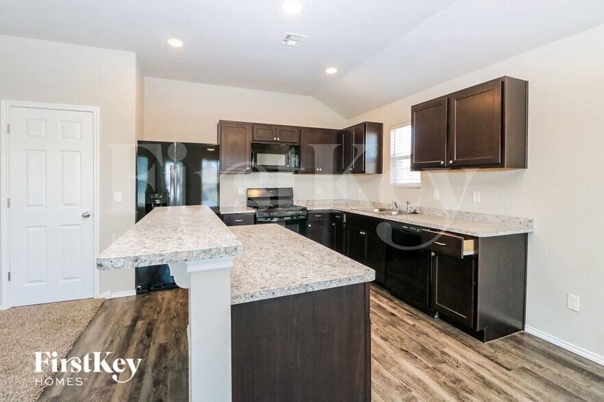 Building Photo - 232 Klare Ct