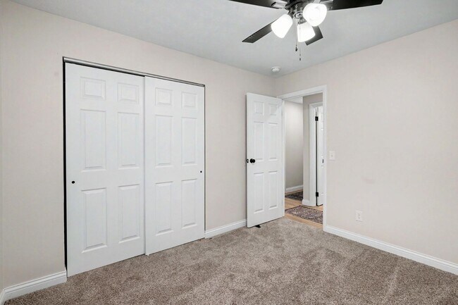 Building Photo - 2569 Richmar Dr