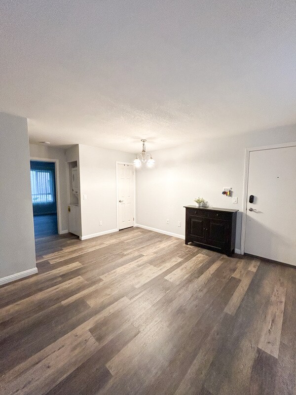 Building Photo - 5252 Orange Ave