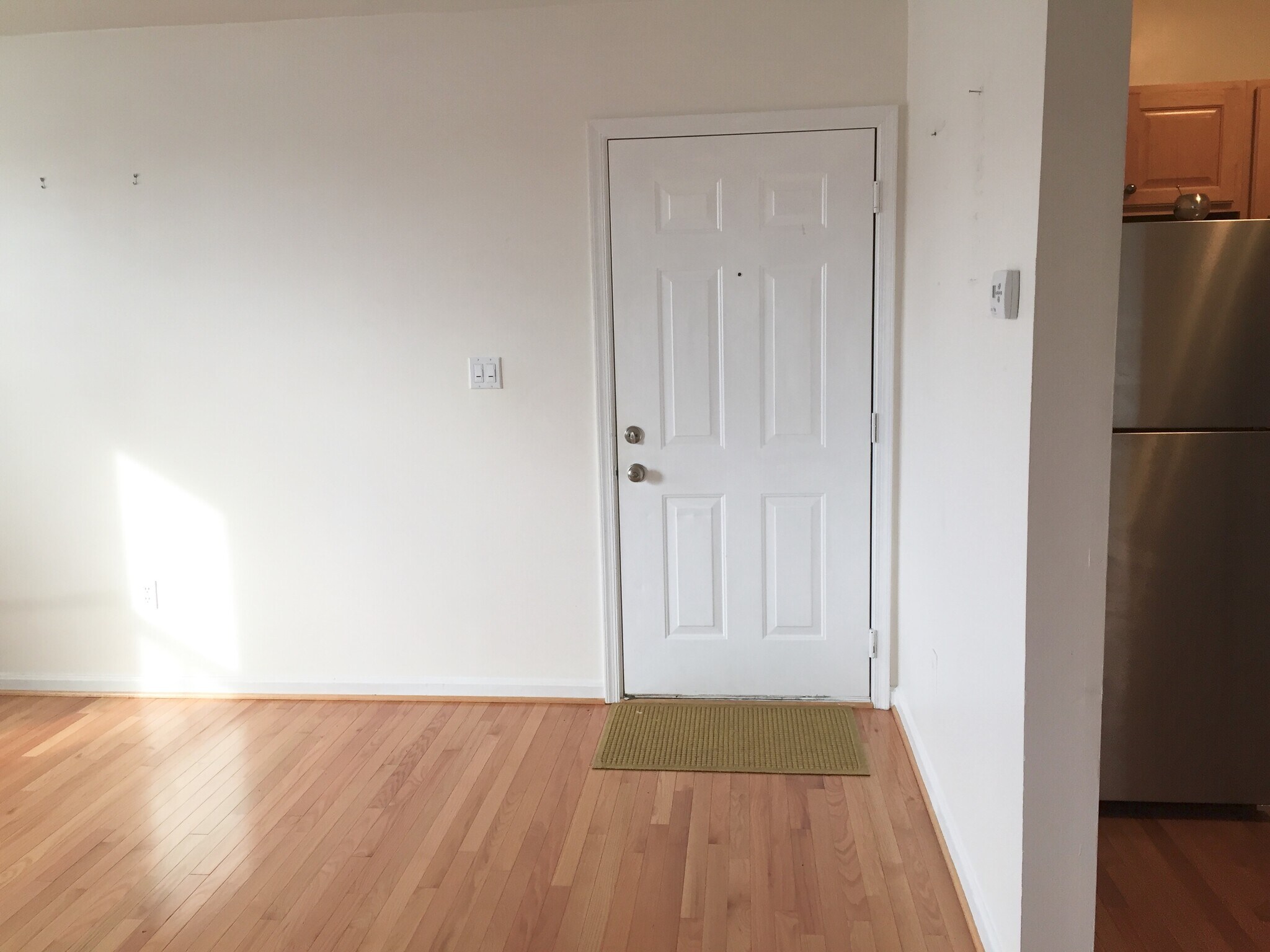 Building Photo - 730 11th St NE