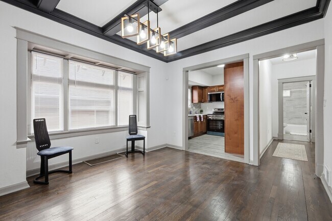Building Photo - 1311 E 29th St