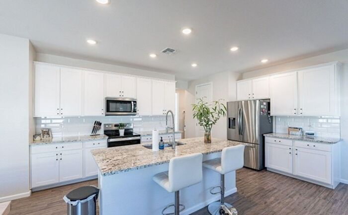 Building Photo - 24606 W Whyman Ave