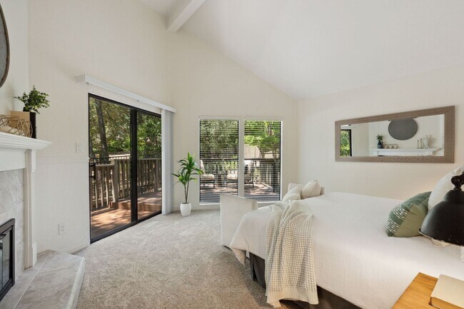Building Photo - Single Level Luxury Home in Carmichael