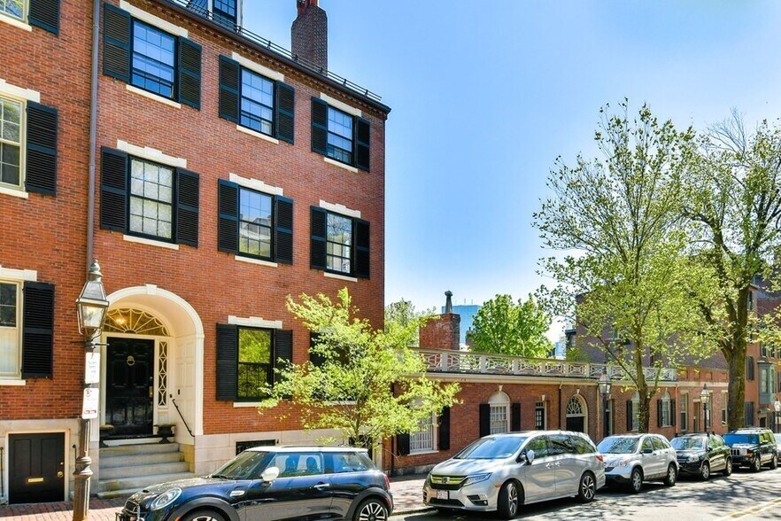 Building Photo - 48 Mount Vernon St