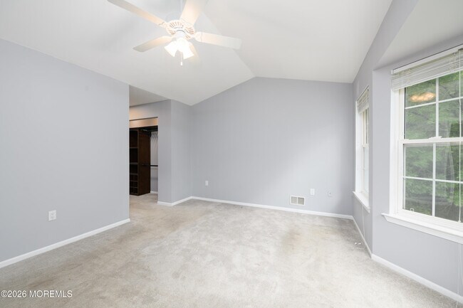 Building Photo - 75 Mckinley Dr