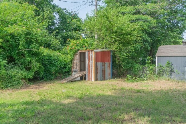 Building Photo - 508 Morrison Ave