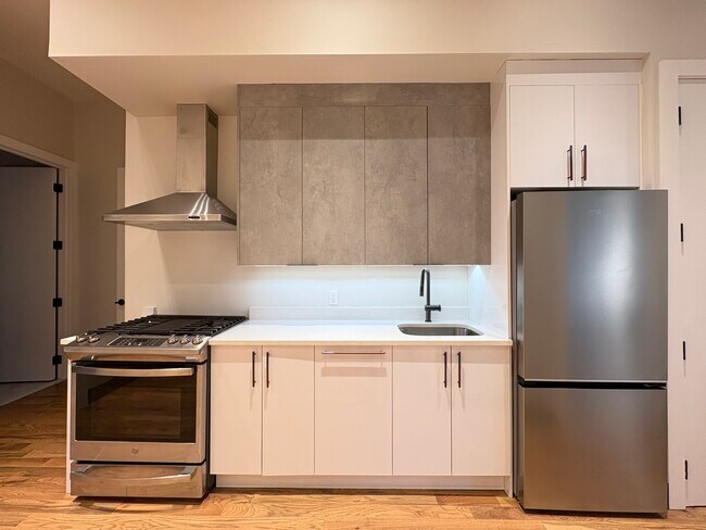 Unit 1 - 604 Palisade Ave