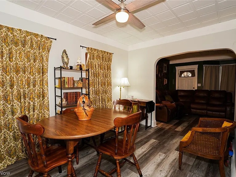 Building Photo - 3647 W 47th St