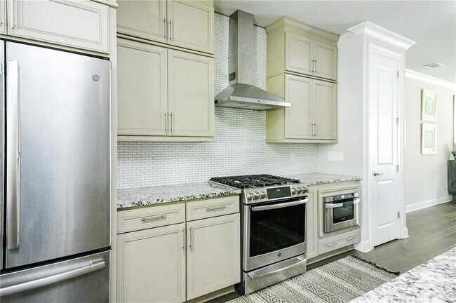 Building Photo - 535 Letchas Ln