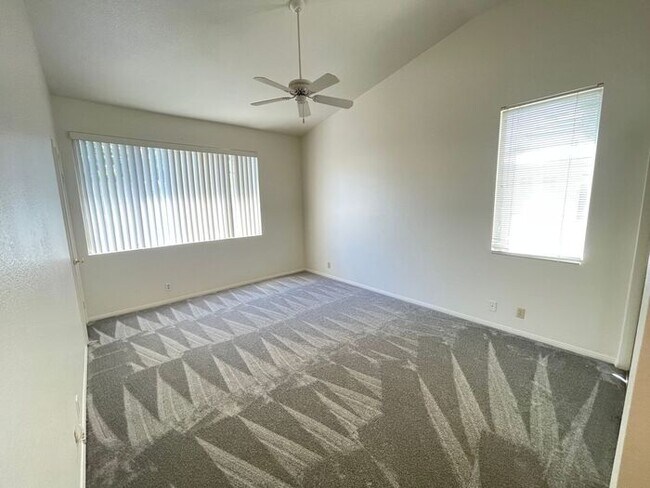 Building Photo - To schedule a viewing, call Wally Fellman at 702-493-9787