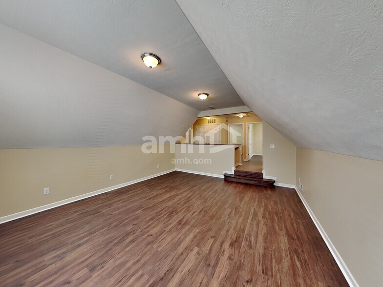 Building Photo - 741 Lilly Landing Ln