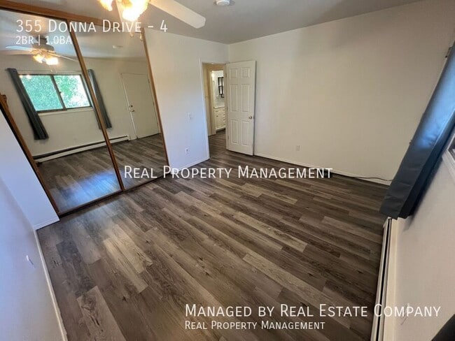 Building Photo - 355 Donna Dr