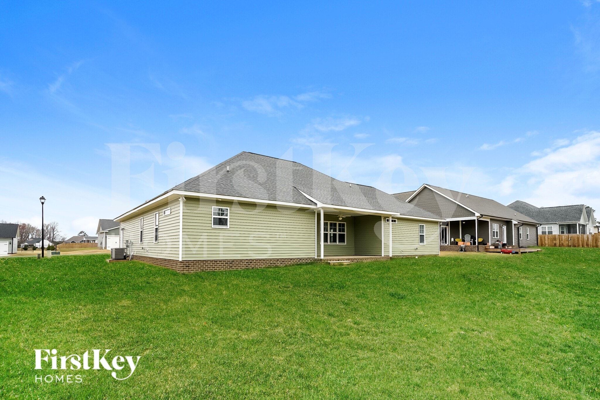 Building Photo - 113 Shallow Fls Ln