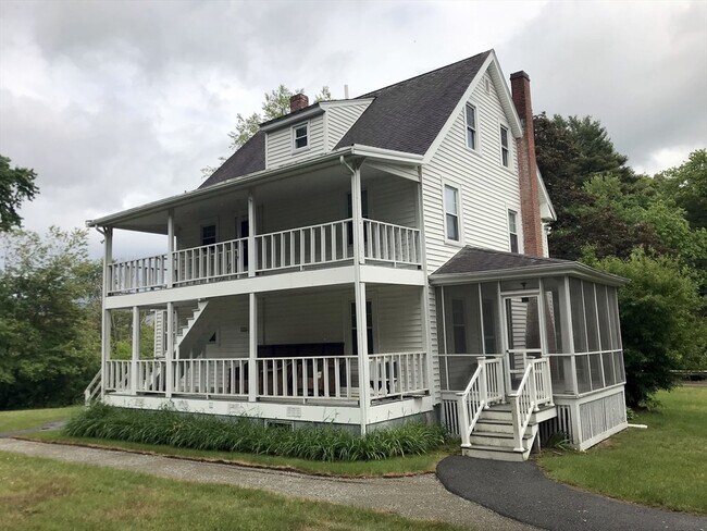 Building Photo - 393 West St
