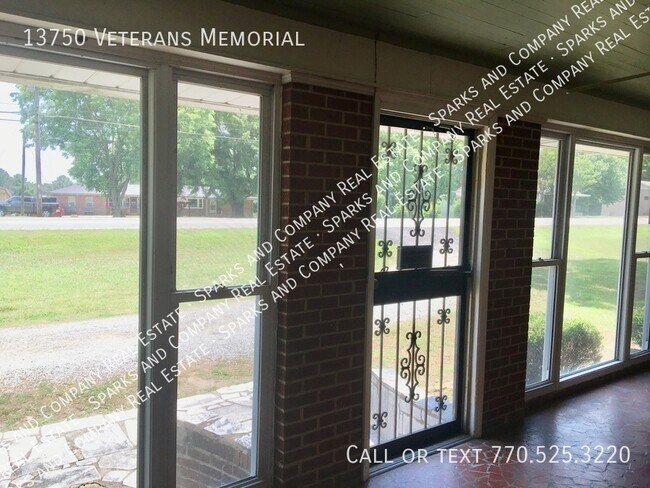 Building Photo - Winston Rental (Available to show Nov 1, 2...