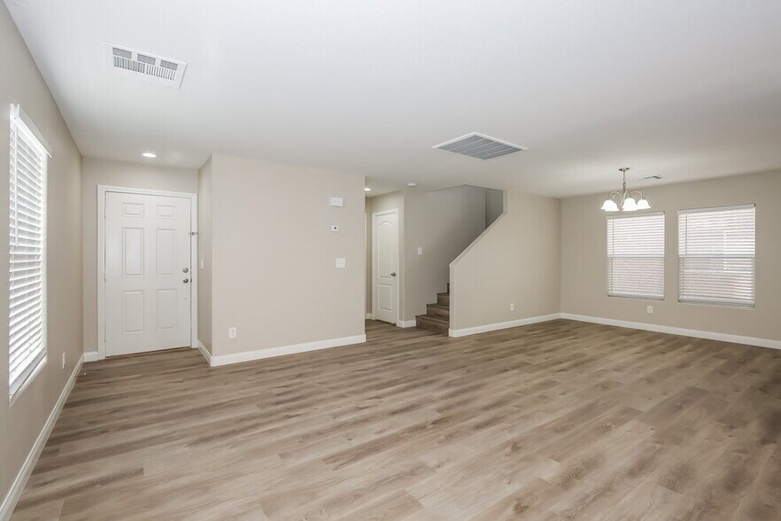 Building Photo - 9149 Spirit Canyon Ave