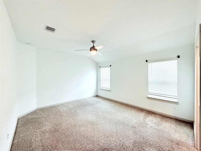 Building Photo - 2824 Gunnersbury Dr