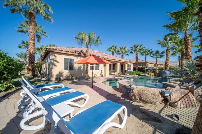 Building Photo - 40834 Adriatico Ct