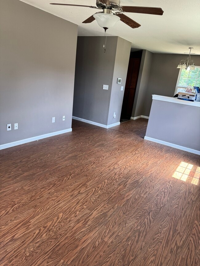 Building Photo - 2107 Century Ave SE