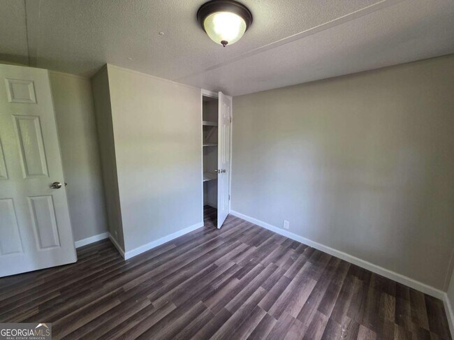 Building Photo - 1577 Corinth Poseyville Rd