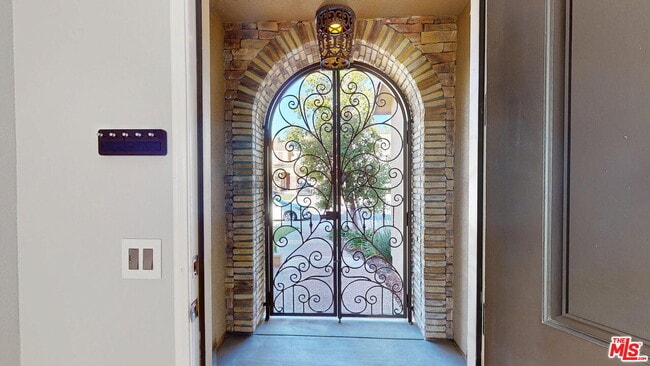 Building Photo - 19320 Carranza Ln