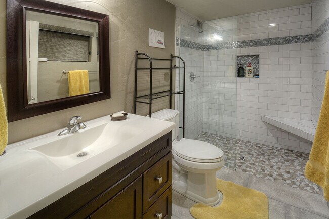 Building Photo - PRE-LEASE AUGUST 2026 - Beautiful Modern Living near Campus