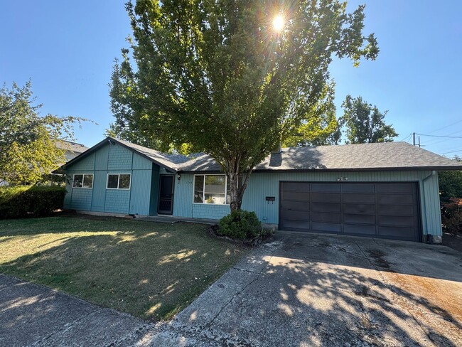 Primary Photo - Far West Neighborhood Duplex