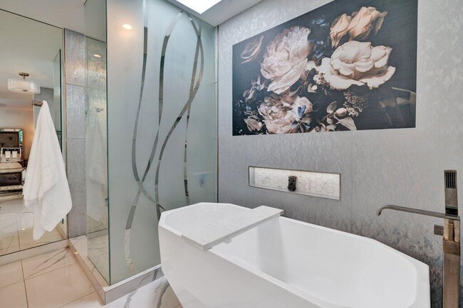 Building Photo - 72770 Fleetwood Cir