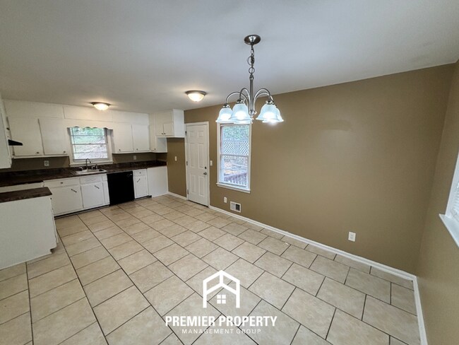 Building Photo - 3609 Pinson Heights Cir