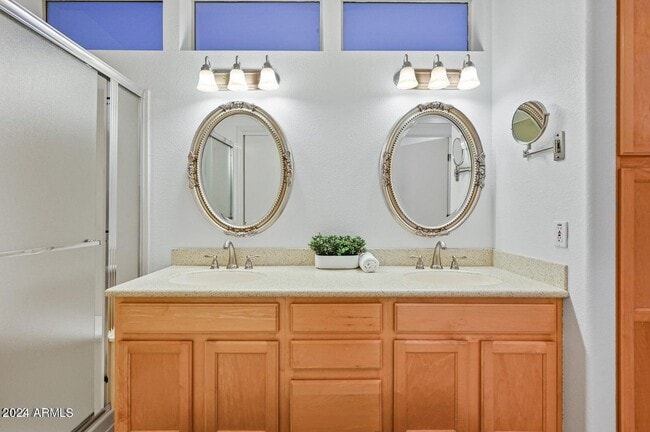 Building Photo - 14508 W Corral Dr