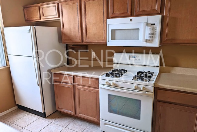 Building Photo - 5361 N Bremont Way