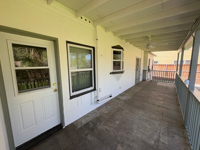 Building Photo - Charming home located in Beverly Glenn Rent Ready!