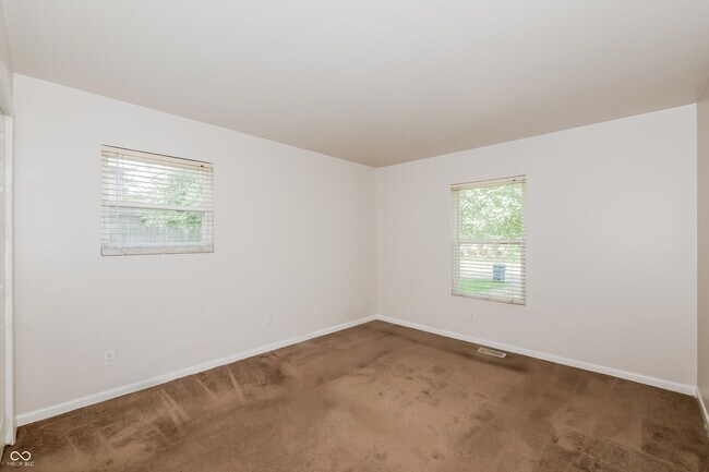 Building Photo - 3131 Acoma Dr