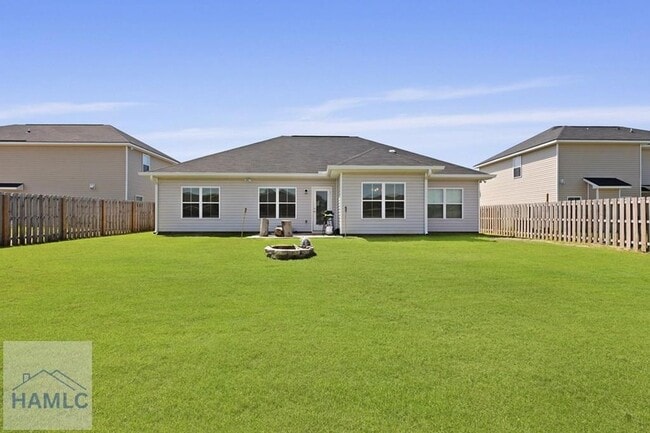Building Photo - 568 Abode Ave