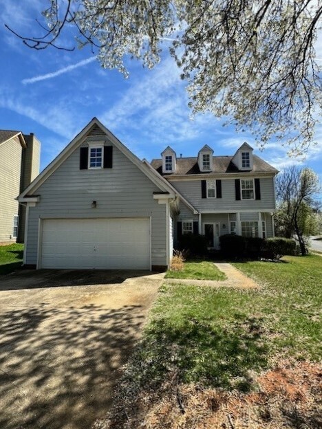 Building Photo - Charming 4-Bedroom Home