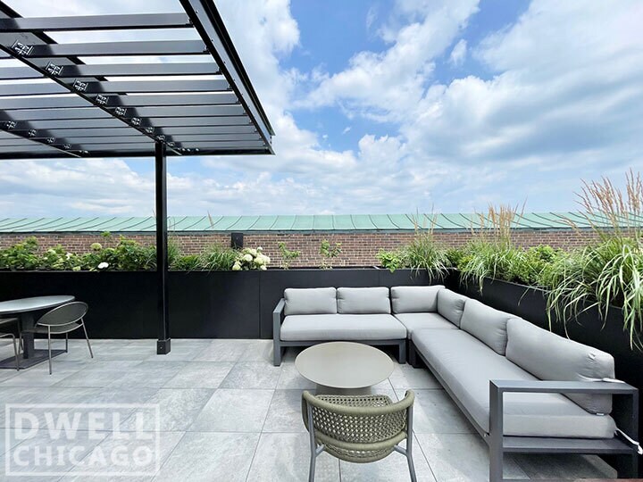 Building Photo - 1139 W Lawrence Ave